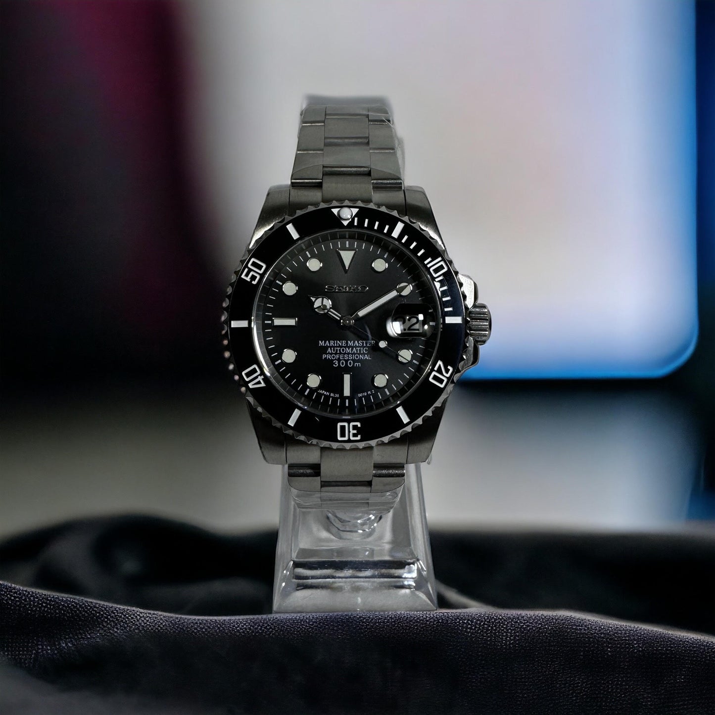 Black Sub (INSTOCK)